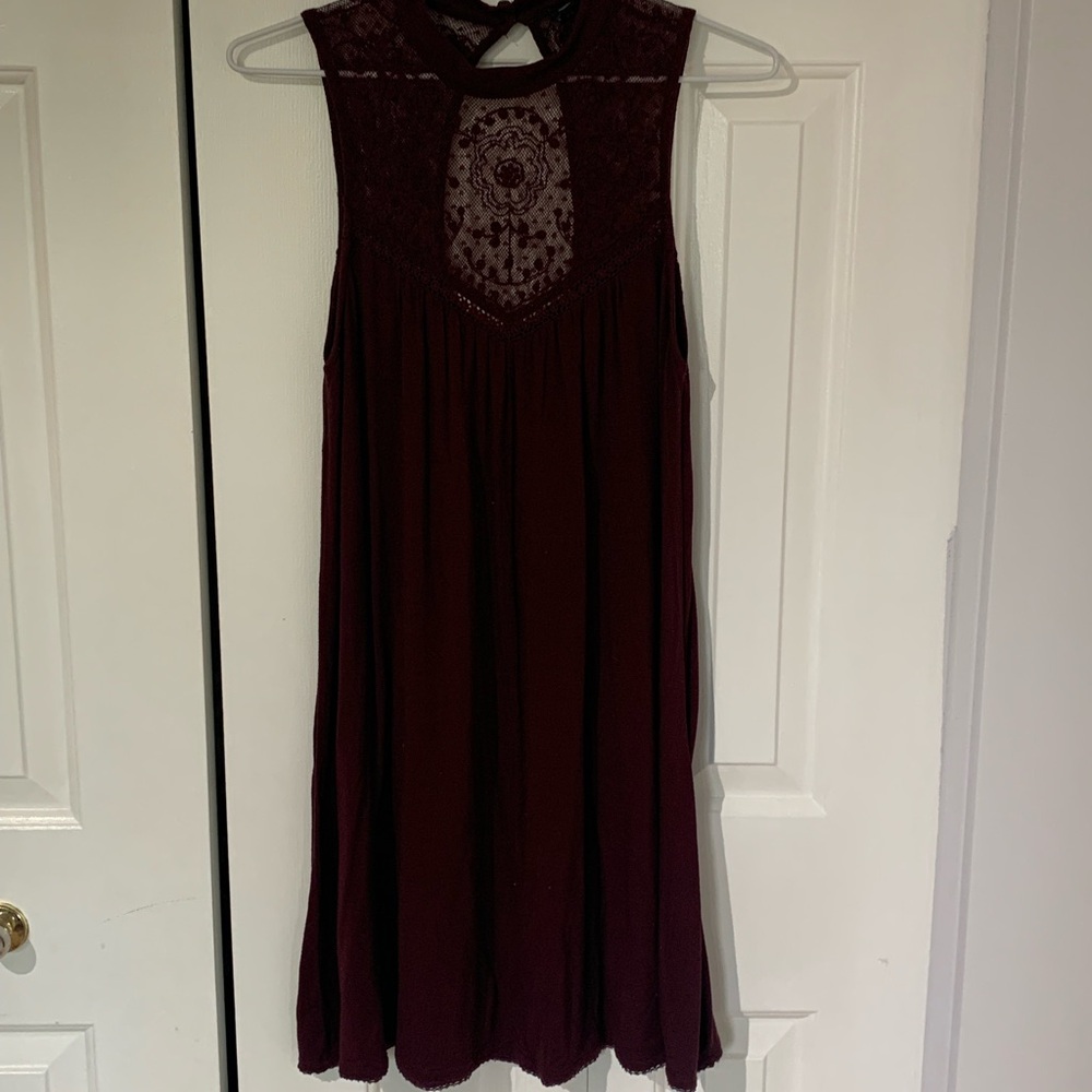 🍓 3/$40 American Eagle Outfitters Deep Red Stretchy Lace Dress